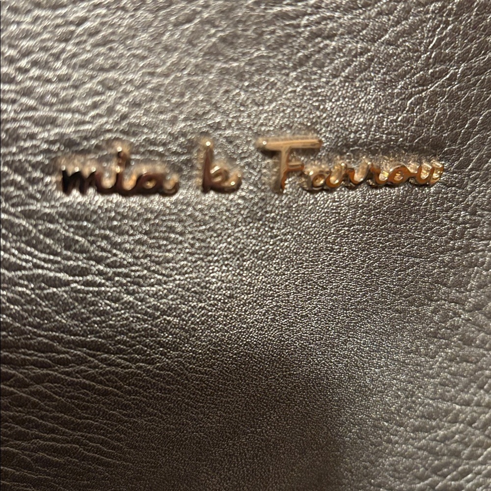 Mia Farrow gold Leather Shoulder Bag - Picture 4 of 4